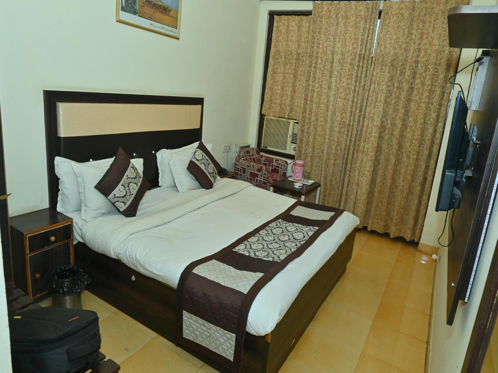 Goyal Plaza Hotel 5 Mint. Waling Distance From Pushkar Lake Buitenkant foto