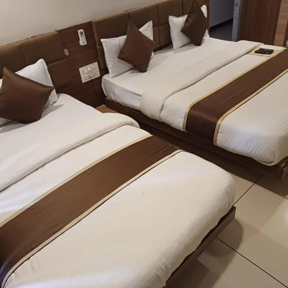 Goyal Plaza Hotel 5 Mint. Waling Distance From Pushkar Lake Buitenkant foto