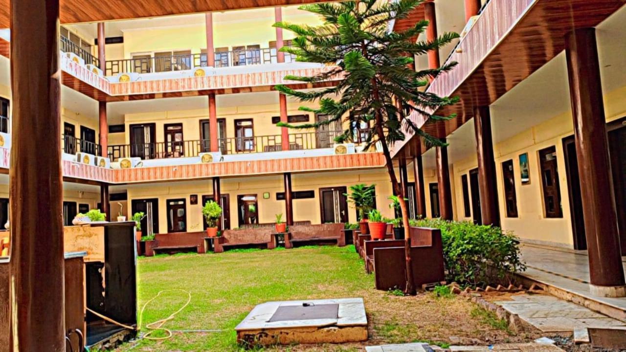 Goyal Plaza Hotel 5 Mint. Waling Distance From Pushkar Lake Buitenkant foto